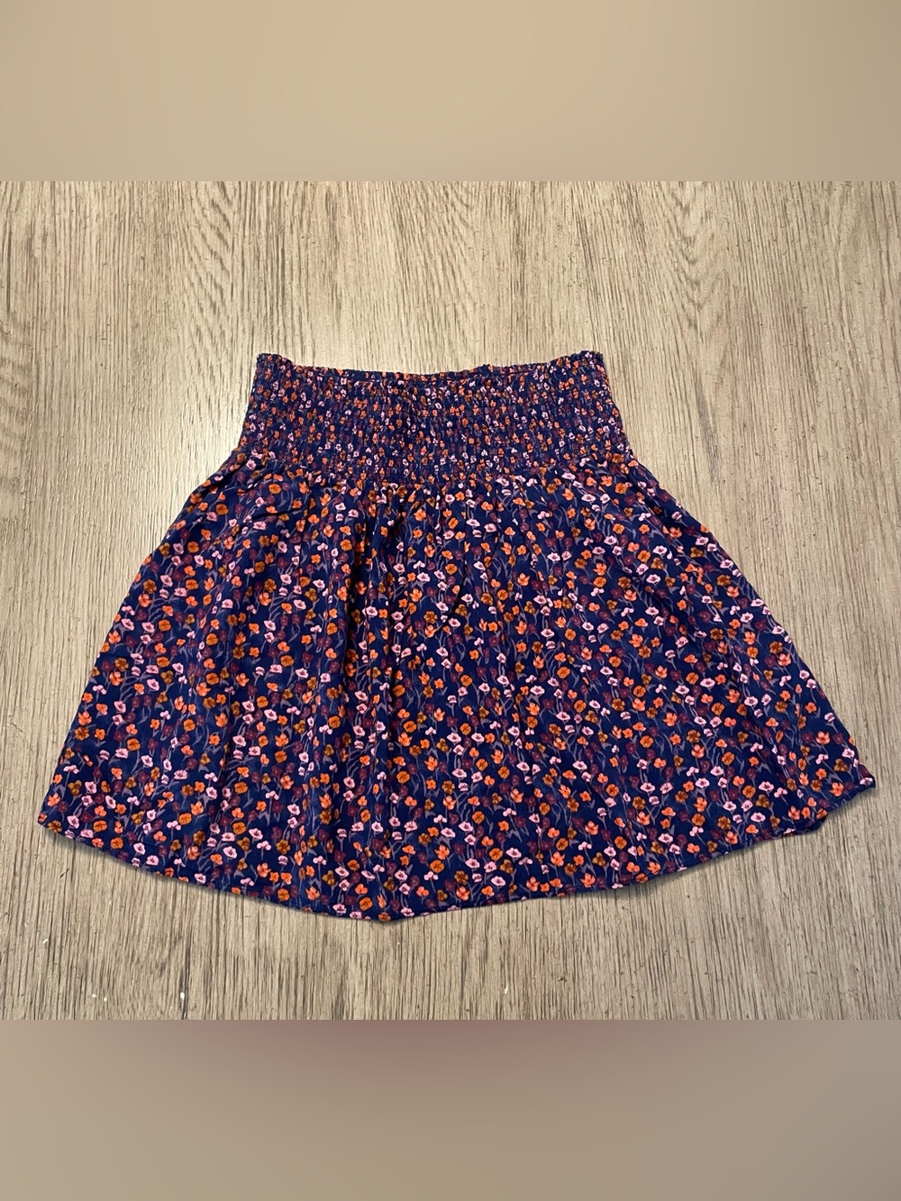 Mossimo women’s skirt, medium, dark blue with pink/red/orange flowers, like new!
